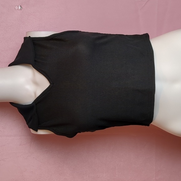 Nasty Gal Collar Back Girl Sleeveless Ribbed Crop Top in Black size 10 - Picture 1 of 5